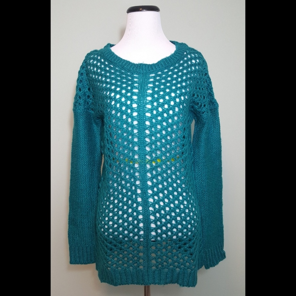 RUE 21 knitted sweater
